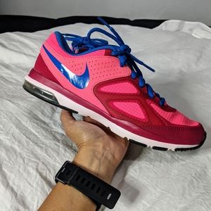 Nike Training Air Sculpt TR size 6